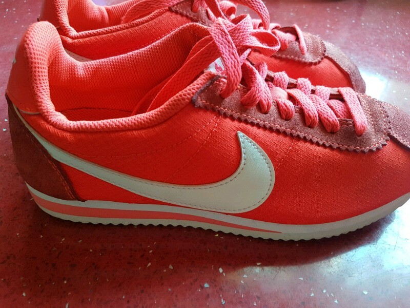 nike cortez neon orange